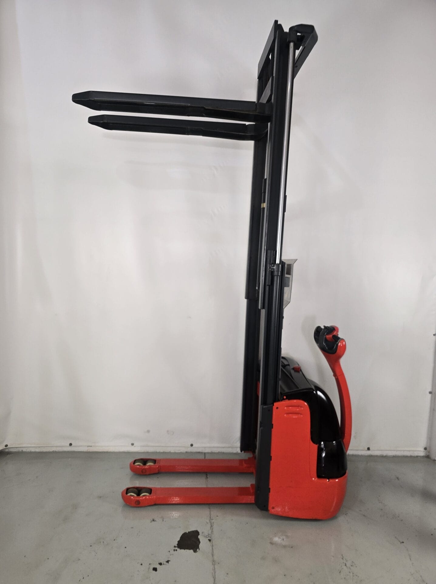 APILADOR LINDE ROJO Y NEGRO